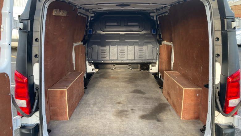 Mercedes-Benz Vito L3 Diesel Rwd 116CDI Progressive Van 9G-Tronic